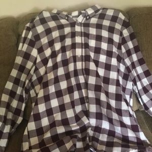Men’s casual long sleeve shirt. (Menlo house)